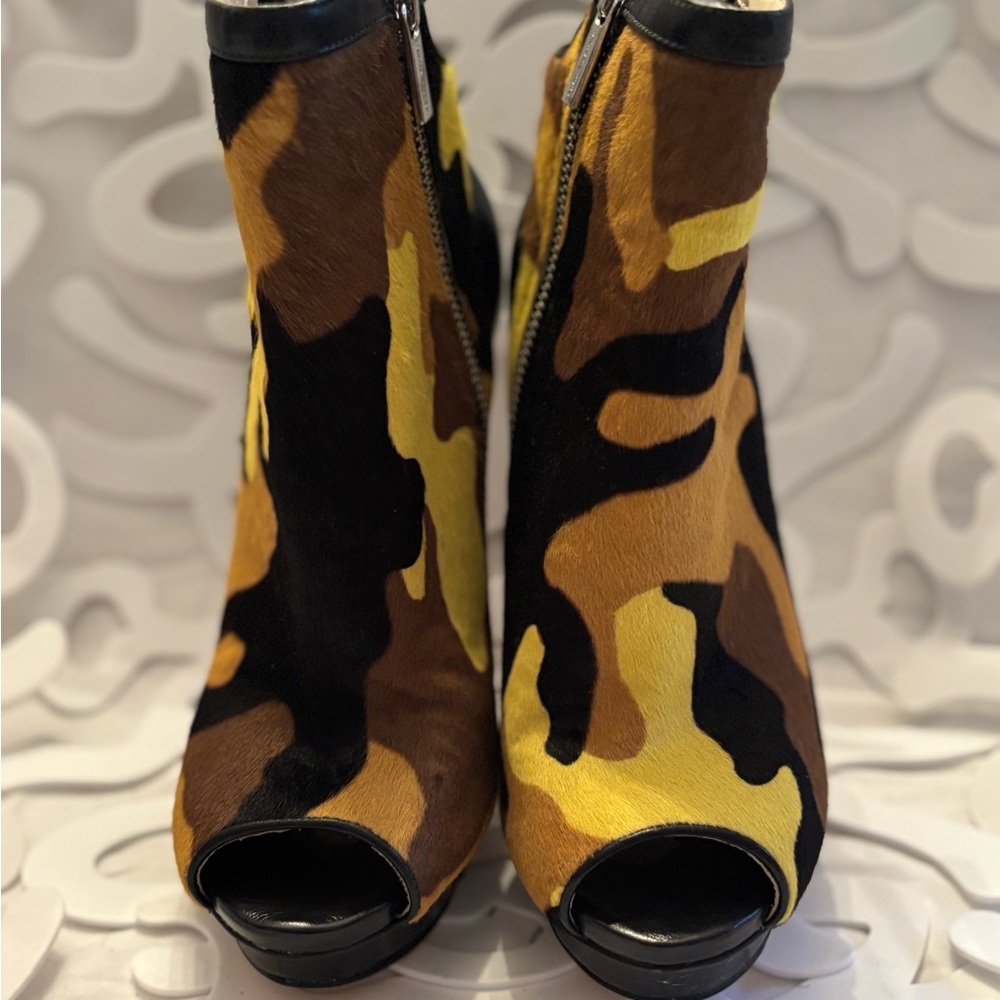 Michael Kors Black and Yellow Ankle Booties
